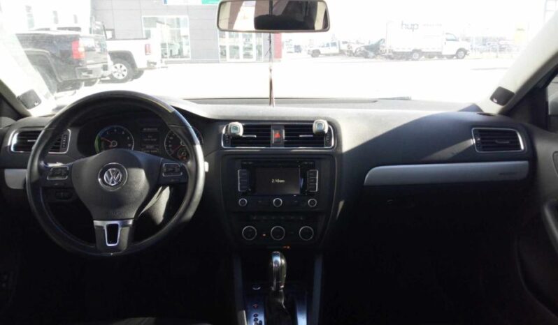 
								2013 Volkswagen Jetta HYBRID | HIGHLINE | LEATHER | SUNROOF | & MORE ! full									
