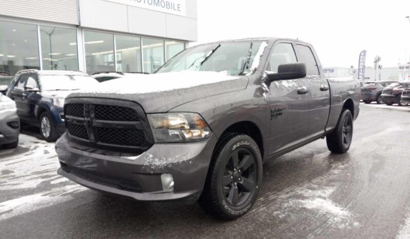 2022 RAM 1500 Classic - Used Truck - VIN: 1C6RR7FG1NS159753 - Expérience Automobile Gatineau