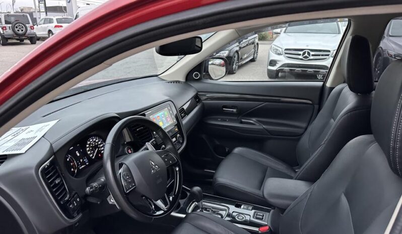 
								2017 Mitsubishi Outlander AWC 4dr GT full									