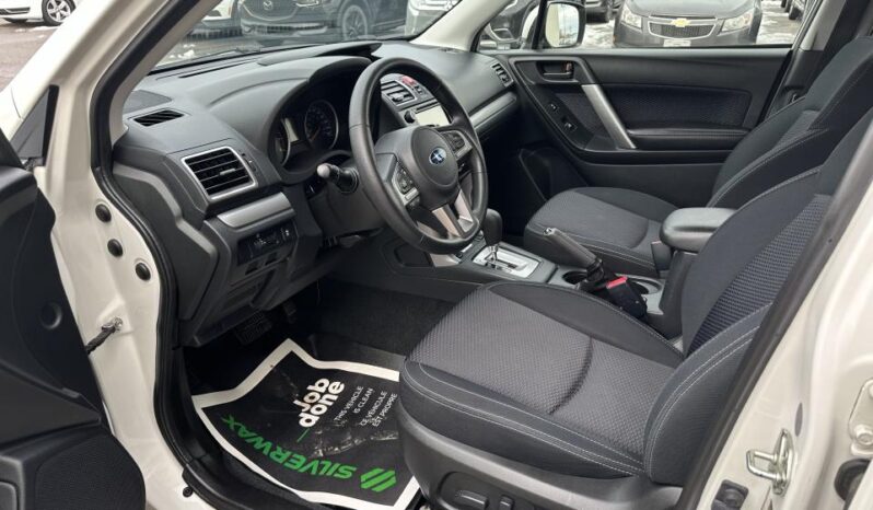 
								2017 Subaru Forester 5dr Wgn CVT 2.5i Convenience full									