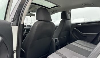 
										2017 Volkswagen Jetta 4dr 1.4 TSI Auto Wolfsburg Edition full									