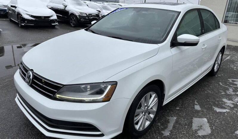 2017 Volkswagen Jetta - Used Sedan - VIN: 3VWDB7AJ6HM307139 - Volkswagen de l'Outaouais Gatineau