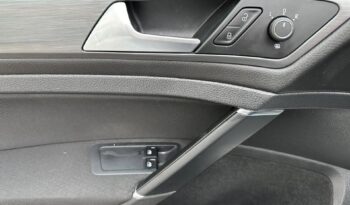 
										2018 Volkswagen Golf Trendline 3-door Manual full									