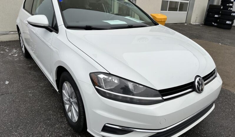 
								2018 Volkswagen Golf Trendline 3-door Manual full									