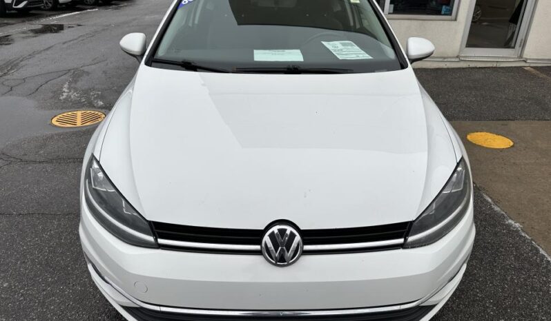 
								2018 Volkswagen Golf Trendline 3-door Manual full									