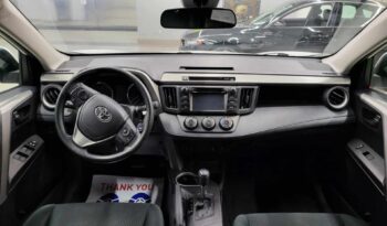 
										2017 Toyota RAV4 LE | AWD full									