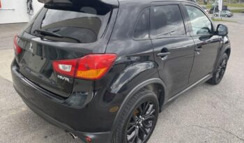 
										2017 Mitsubishi RVR AWD 4dr 2.4L CVT SE Limited Edition full									