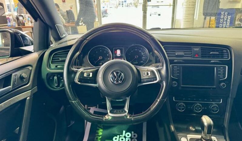 
								2017 Volkswagen Golf GTI 5-Door Autobahn full									