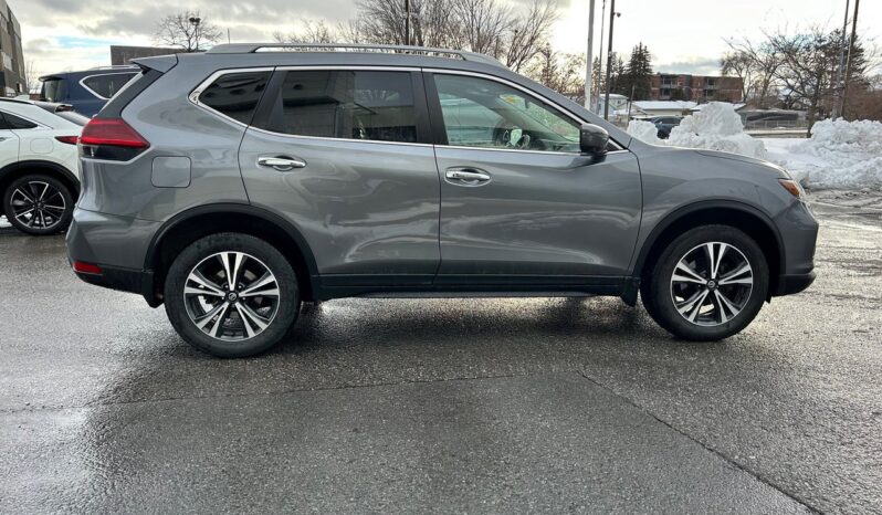 
								2020 Nissan Rogue SV AWD full									