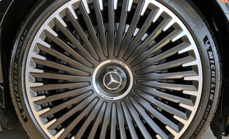 
								2023 Mercedes-Benz EQS AMG 4MATIC+ Sedan full									