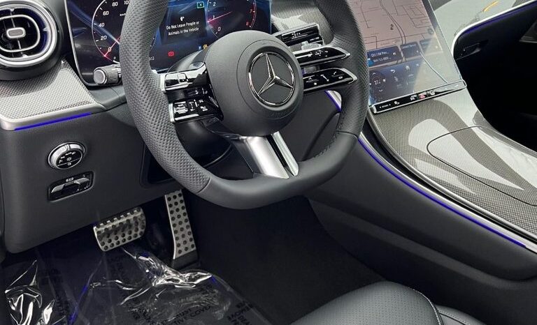 
								2024 Mercedes-Benz GLC Coupe 300 4MATIC full									