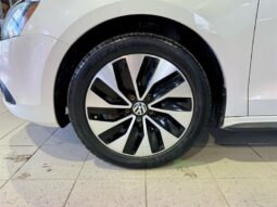 
										2013 Volkswagen Jetta Turbocharged Hybrid Highline full									
