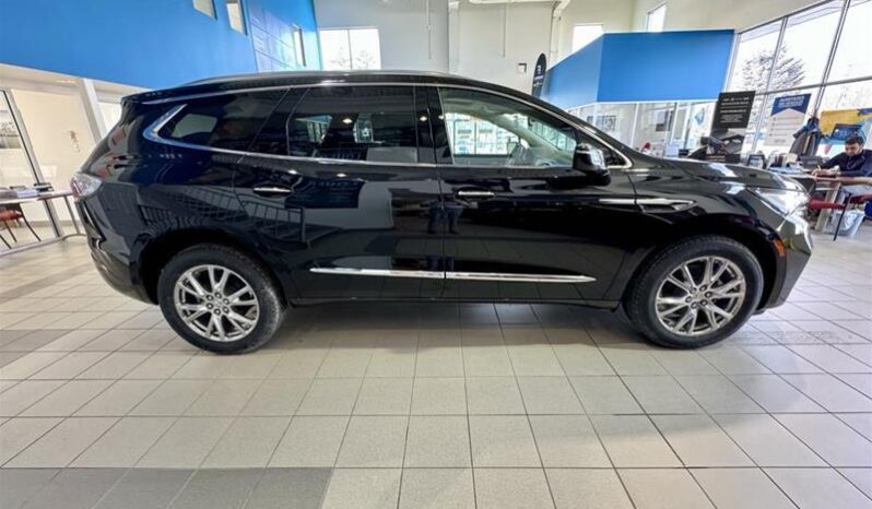 
								2024 Buick Enclave Essence full									