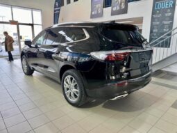 
										2024 Buick Enclave Essence full									