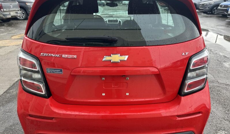 
								2017 Chevrolet Sonic 5dr HB Auto LT full									