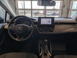 
										2020 Toyota Corolla LE full									