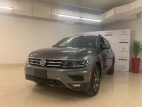 2018 Volkswagen Tiguan Highline 2.0T 8sp at w/Tip 4M