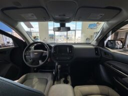
										2022 Chevrolet Colorado WT full									