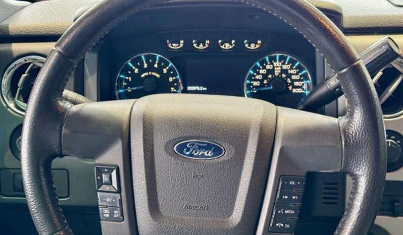 
								2014 Ford F-150 XLT full									