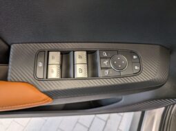 
										2024 Mitsubishi OUTLANDER PHEV GT full									