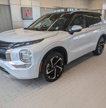 2024 Mitsubishi Outlander GT Premium - New SUV - VIN: JA4J4WA84RZ615587 - Rallye Mitsubishi Gatineau