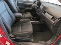 
										2017 Mitsubishi Outlander SE AWD full									