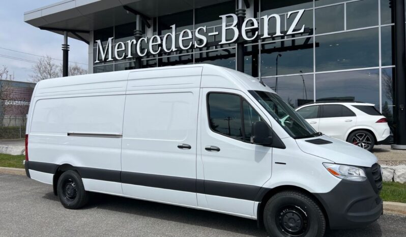 2024 Mercedes-Benz ESprinter 170 Wheelbase High Roof RWD - New Cargo Van - VIN: W1Y4UCHY1RT179755 - Mercedes-Benz Gatineau