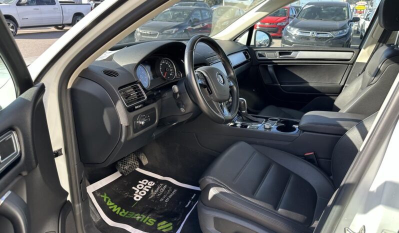 
								2017 Volkswagen Touareg AWD 4dr Sportline full									