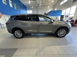 
										2019 Buick Enclave Essence full									
