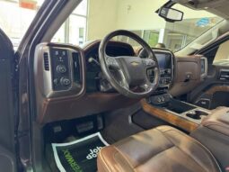 
										2016 Chevrolet Silverado 1500 High Country full									