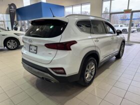 2020 Hyundai Santa Fe Essential 2.4  w/Safety Package