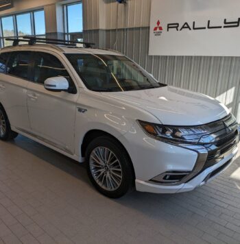 2020 Mitsubishi OUTLANDER PHEV SEL AWD - Used SUV - VIN: JA4J24A52LZ604708 - Rallye Mitsubishi Gatineau