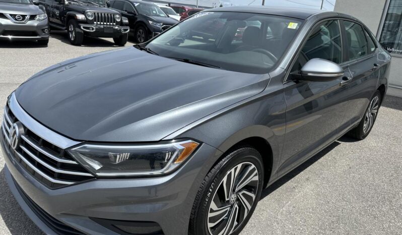 2020 Volkswagen Jetta - Used Sedan - VIN: 3VWGB7BU1LM049028 - Volkswagen de l'Outaouais Gatineau