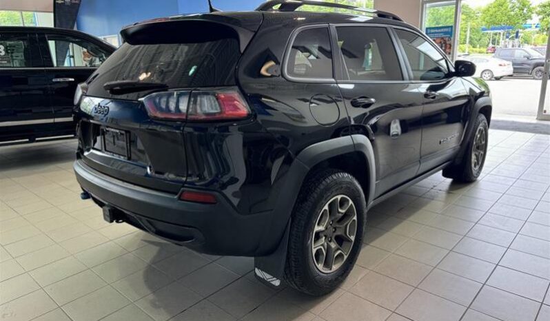 
								2020 Jeep Cherokee Sport full									