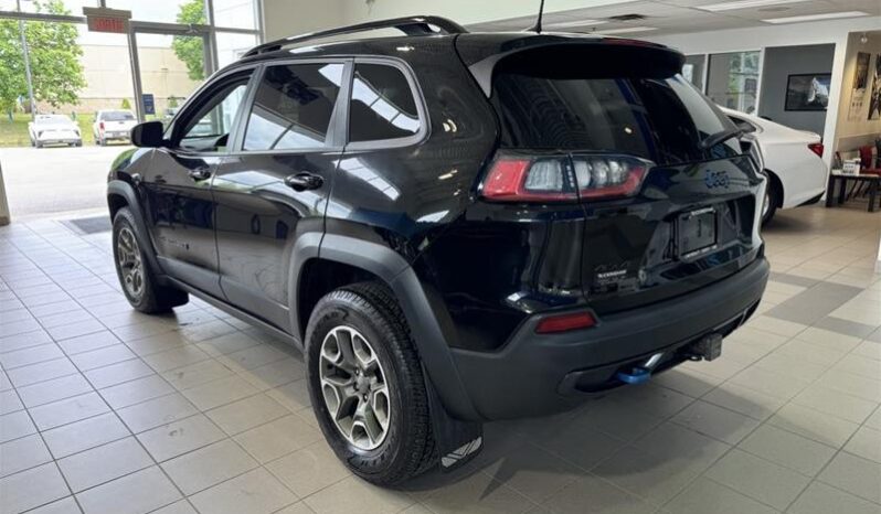 
								2020 Jeep Cherokee Sport full									