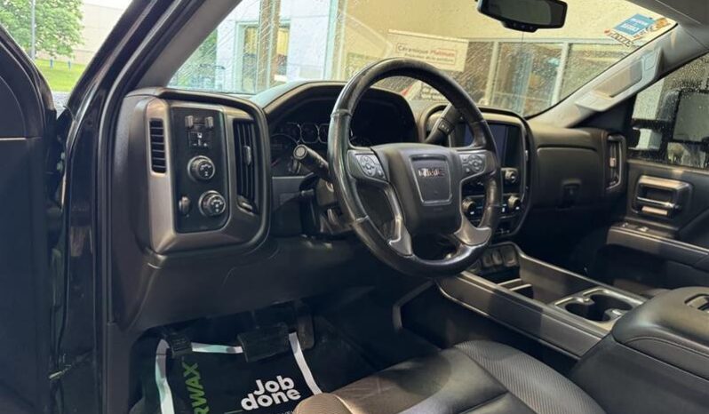 
								2018 GMC Sierra 1500 SLT full									