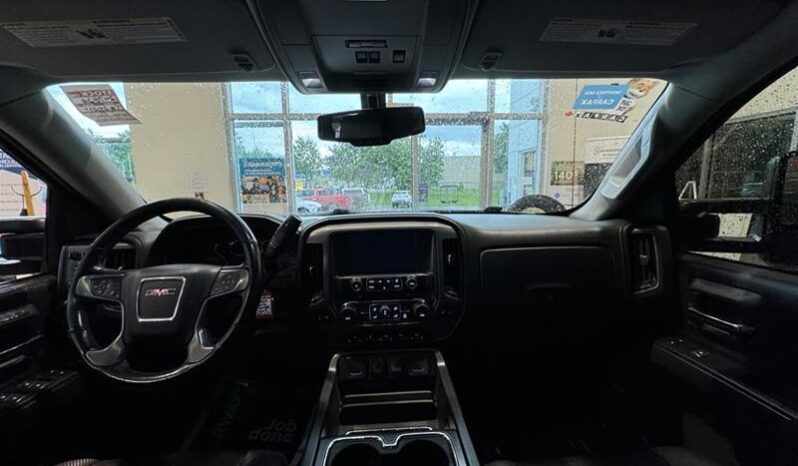 
								2018 GMC Sierra 1500 SLT full									