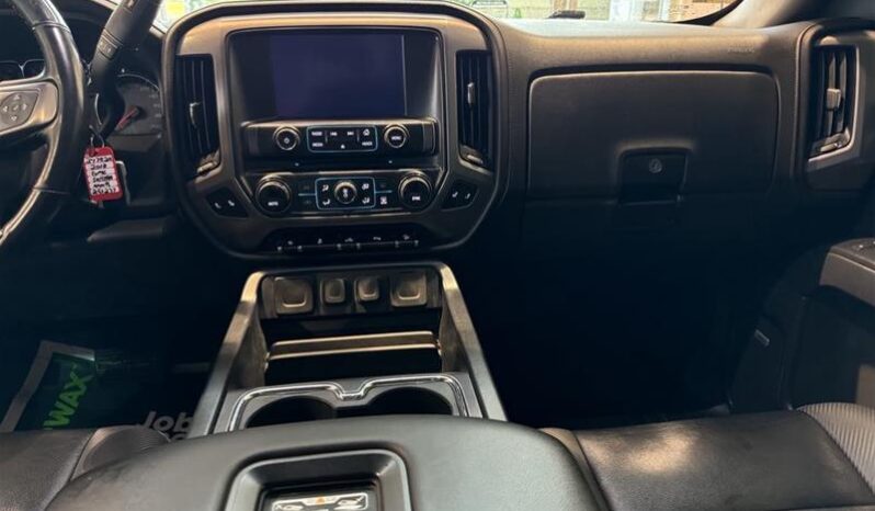 
								2018 GMC Sierra 1500 SLT full									