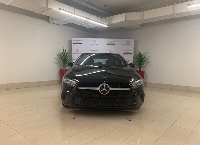 
								2021 Mercedes-Benz A250 4MATIC Hatch full									