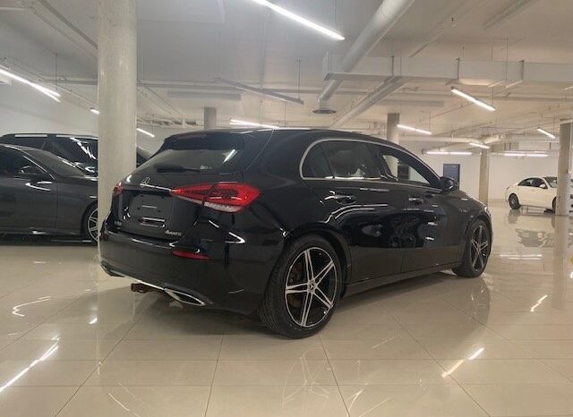 
								2021 Mercedes-Benz A250 4MATIC Hatch full									