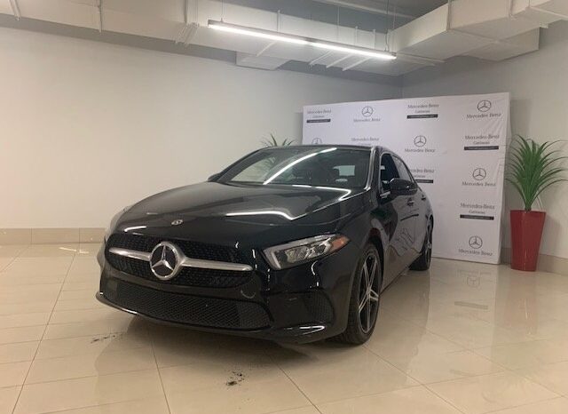 
								2021 Mercedes-Benz A250 4MATIC Hatch full									