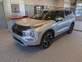 2024 Mitsubishi Outlander Plug-In Hybrid SEL