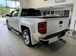 
										2015 Chevrolet Silverado 1500 2LZ full									