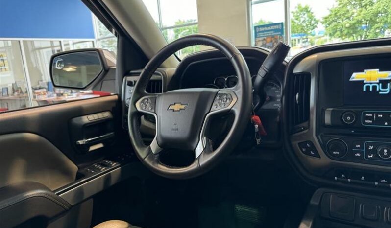 
								2015 Chevrolet Silverado 1500 2LZ full									