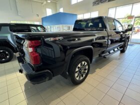 2022 Chevrolet Silverado 2500HD Custom