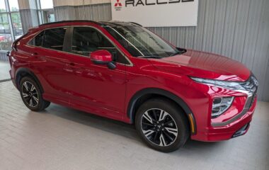 2023 Mitsubishi ECLIPSE CROSS GT AWD/HEADS UP/HEATED SEATS /PANO ROOF