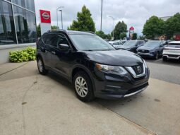 
										2020 Nissan Rogue S full									