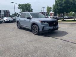 
										2025 Honda Pilot Black Edition full									