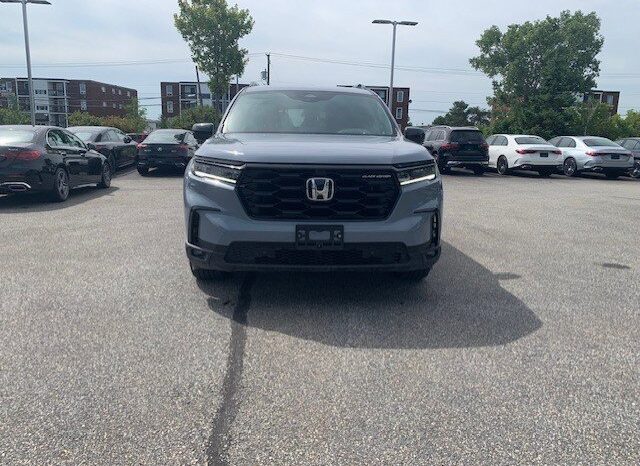 
								2025 Honda Pilot Black Edition full									