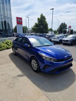 
										2023 Kia Forte LX full									